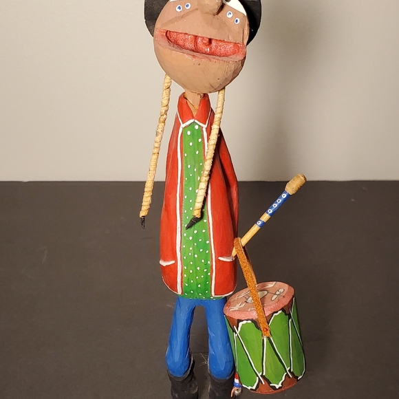 Folk Art Wood Hand Carved Native Drummer Figure Edward W, Cachucha 793 , 10" H - Picture 16 of 16